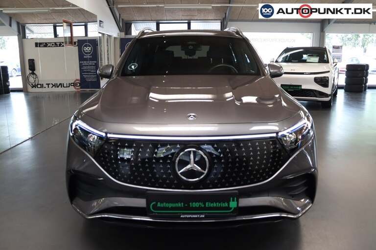 Mercedes EQB350