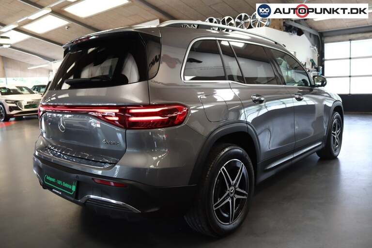 Mercedes EQB350