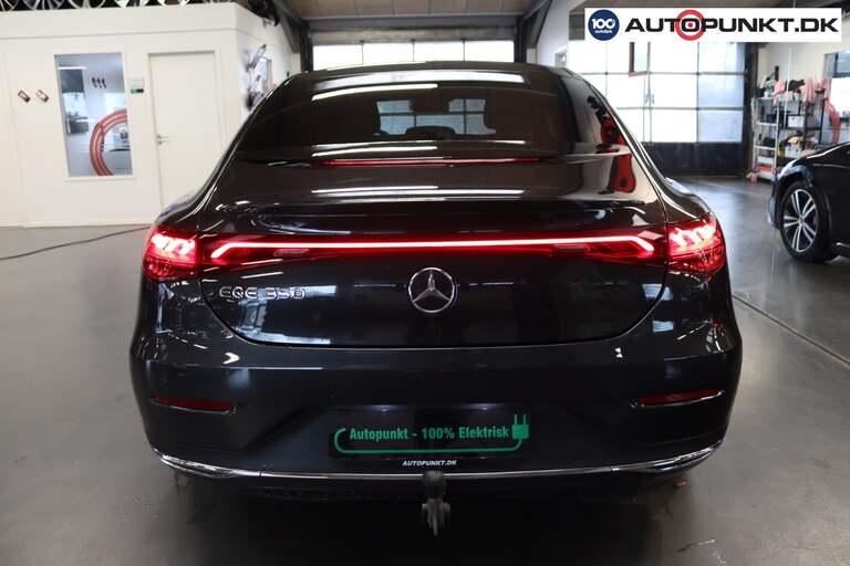 Mercedes EQE350