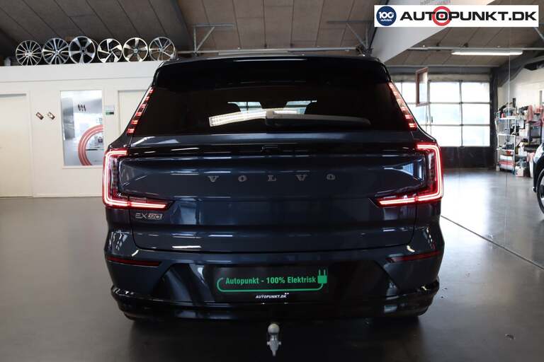 Volvo EX90