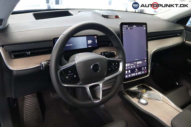 Volvo EX90