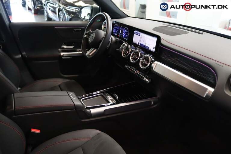 Mercedes EQB250+