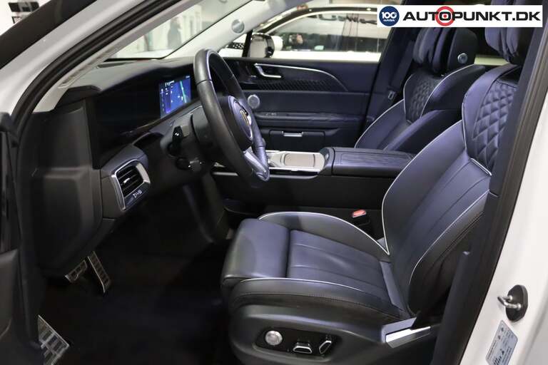 Hongqi E-HS9