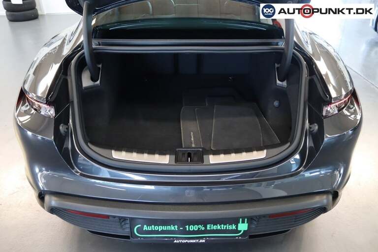 Porsche Taycan 4S