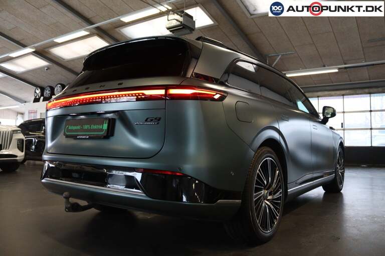 Xpeng G9