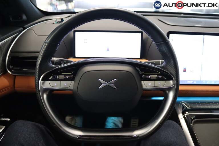 Xpeng G9
