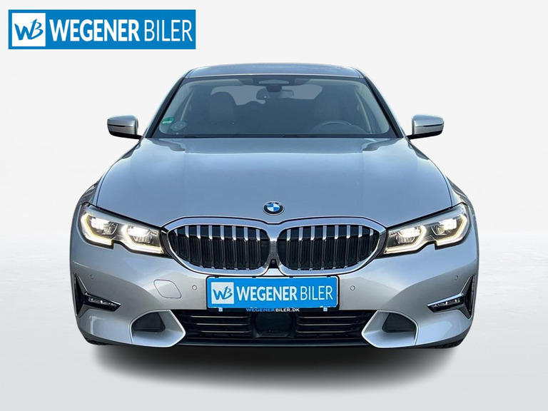BMW 330e