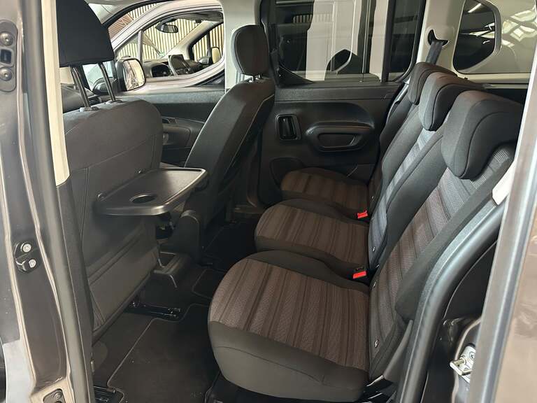 Opel Combo-e Life