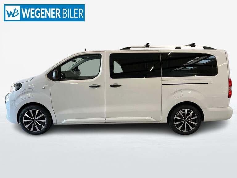 Peugeot e-Traveller