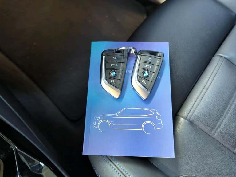 BMW iX3