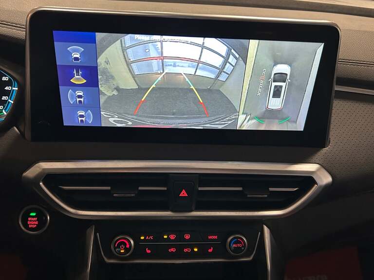 Maxus Euniq5