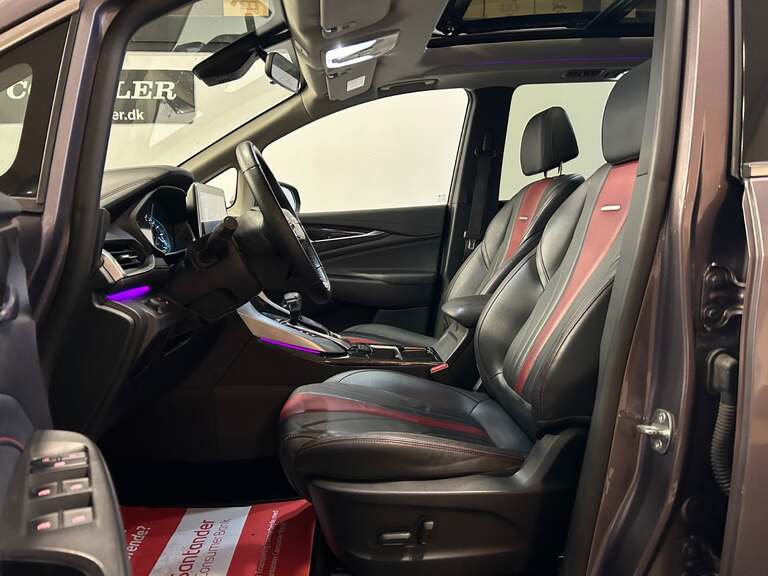 Maxus Euniq5