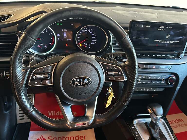 Kia ProCeed