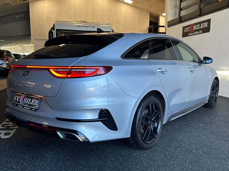 Kia ProCeed
