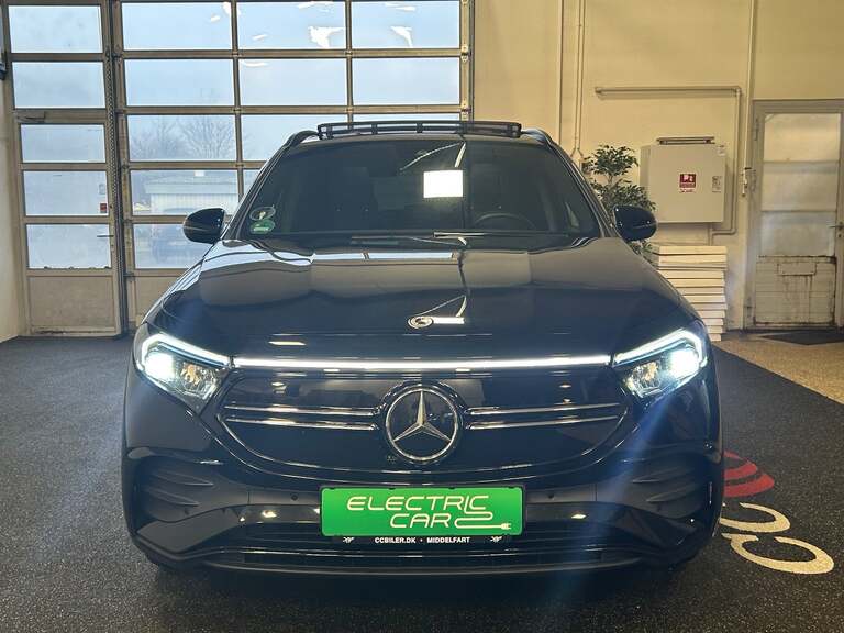 Mercedes EQA250