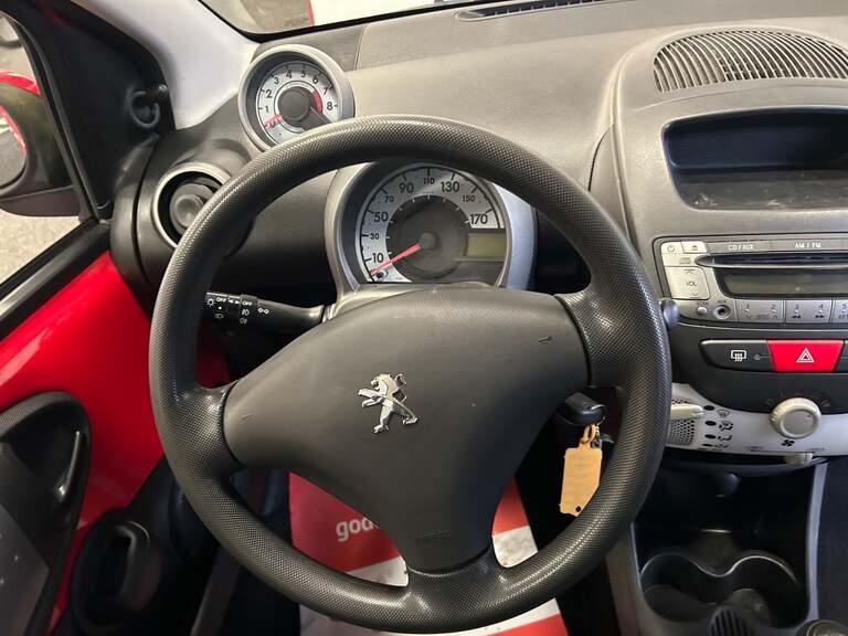 Peugeot 107