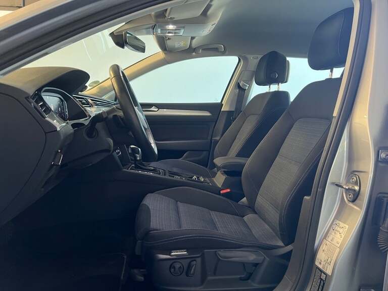 VW Passat