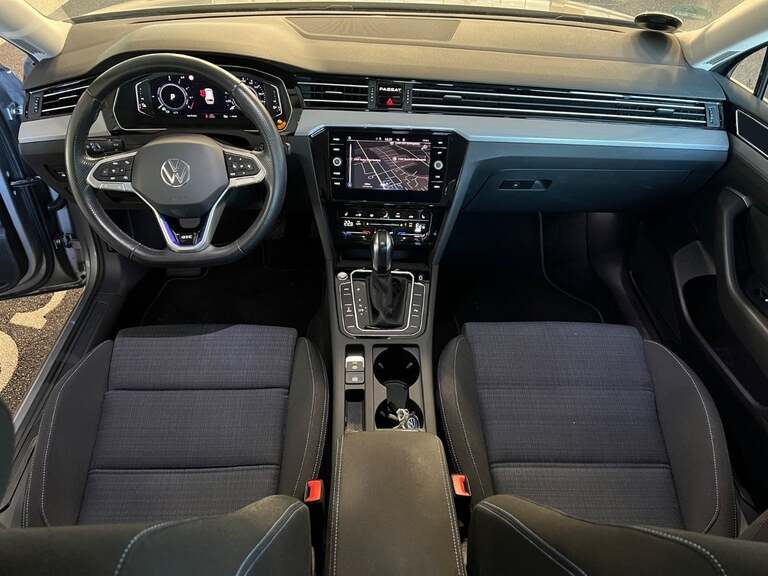 VW Passat