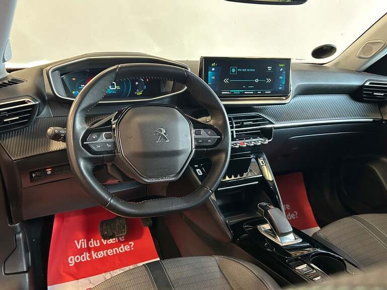 Peugeot e-2008