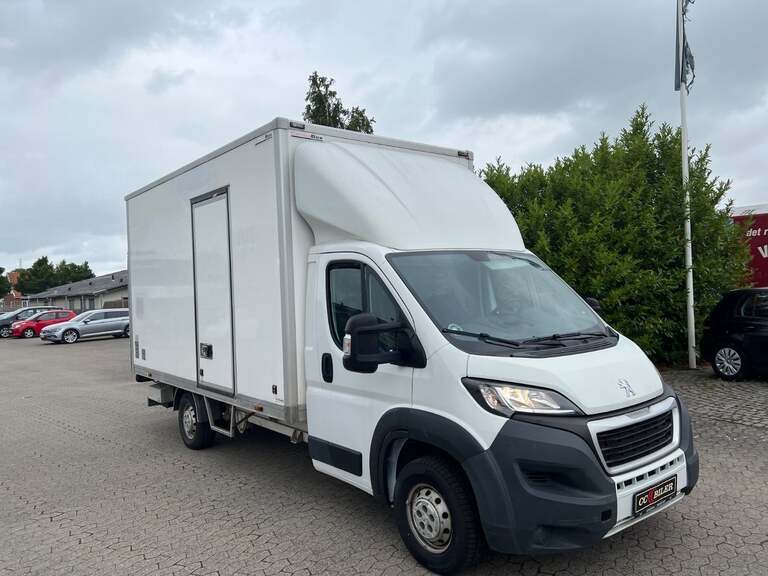 Peugeot Boxer 335