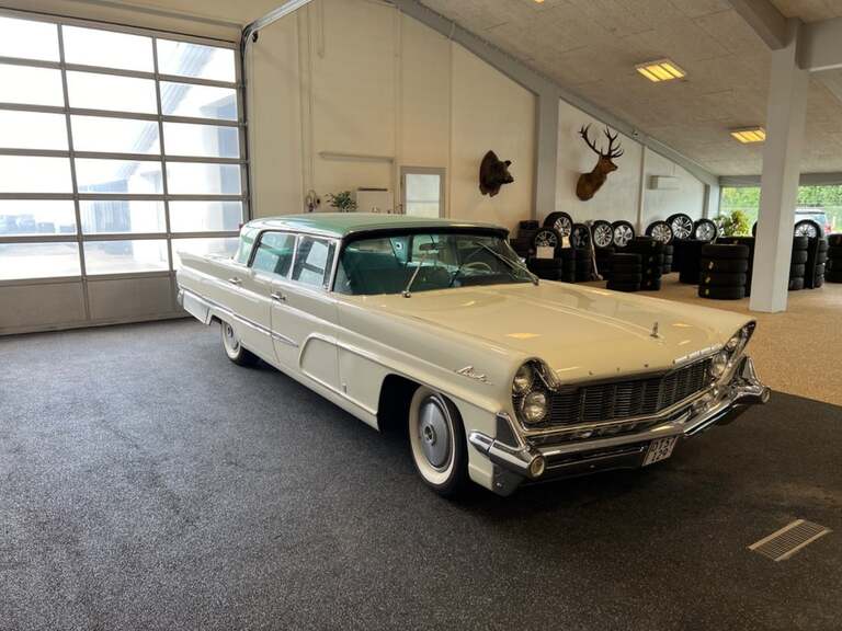 Lincoln Premiere