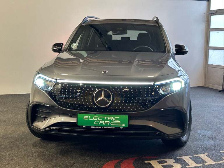 Mercedes EQB250+
