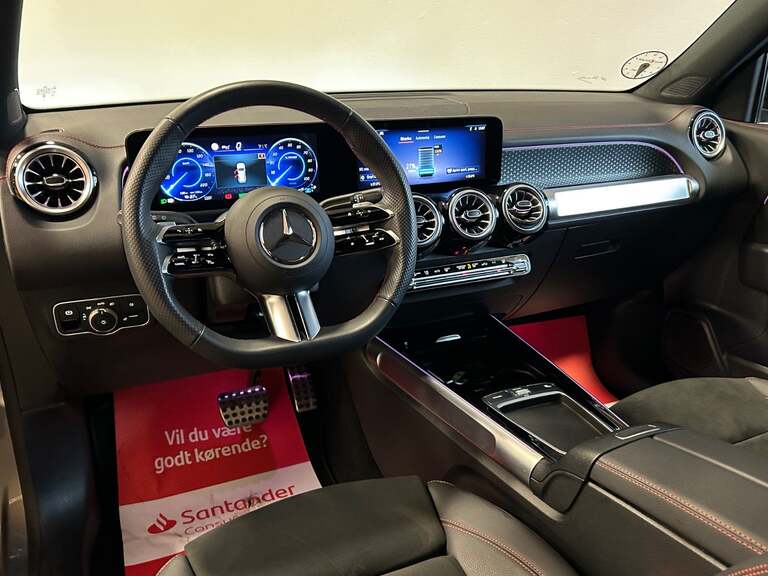 Mercedes EQB250+
