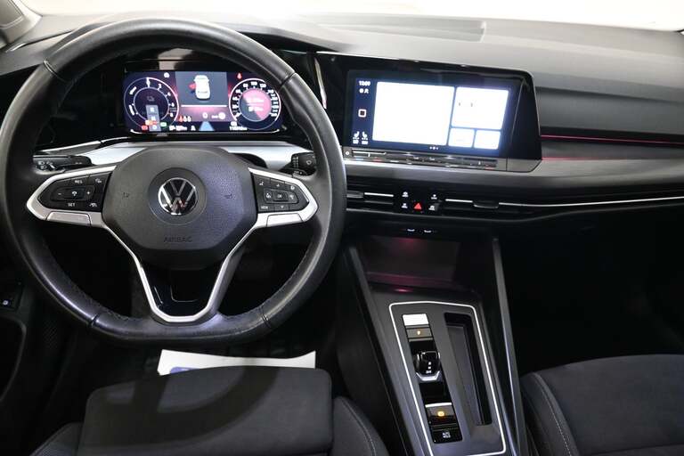 VW Golf VIII