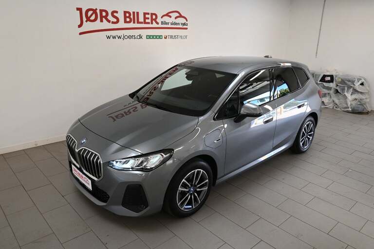 BMW 225e
