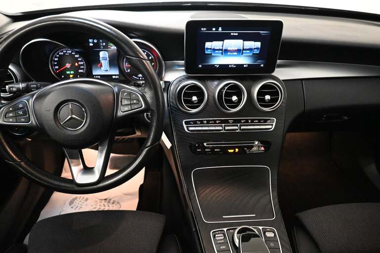 Mercedes C350 e