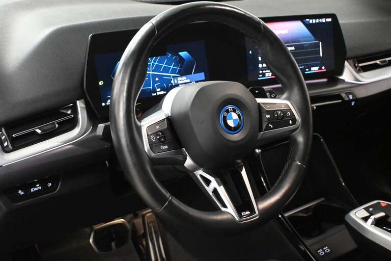 BMW 225e