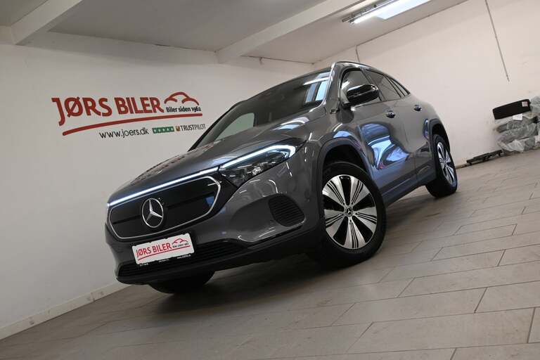 Mercedes EQA250