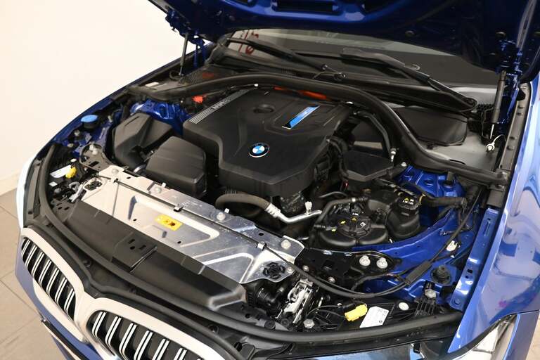 BMW 320e