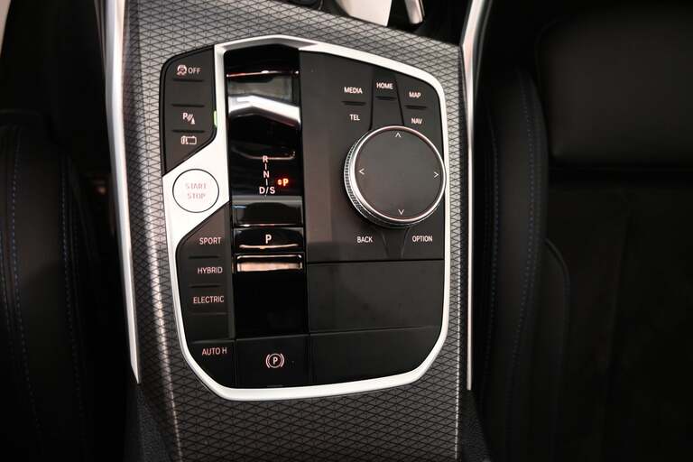 BMW 320e