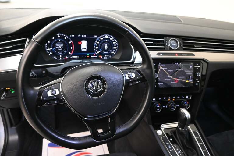 VW Passat