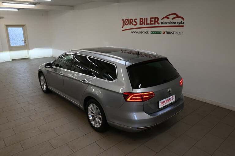 VW Passat