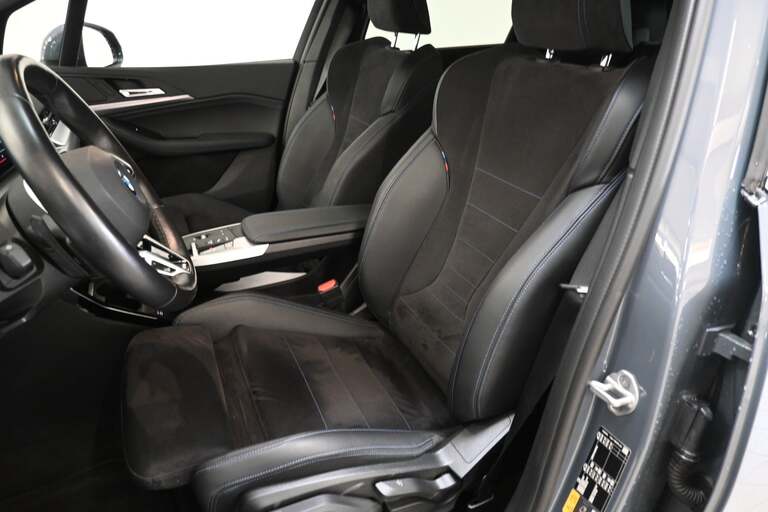 BMW 225e