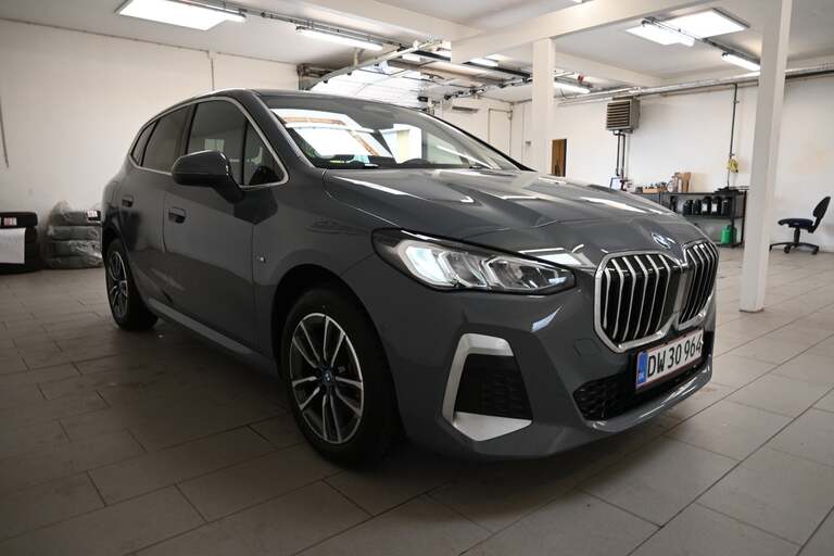 BMW 225e