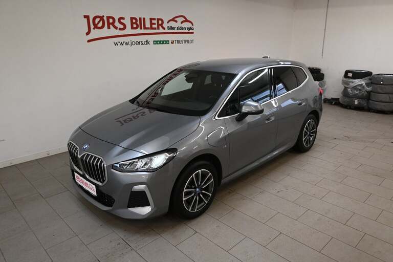 BMW 225e