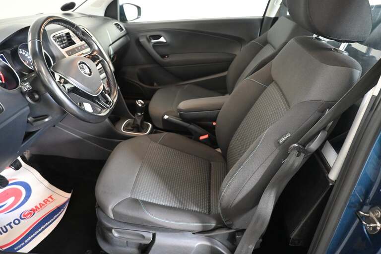 VW Polo
