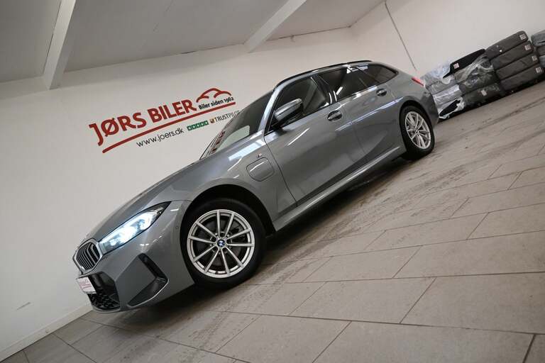 BMW 320e