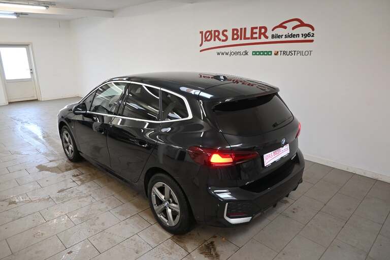 BMW 225e