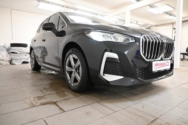 BMW 225e