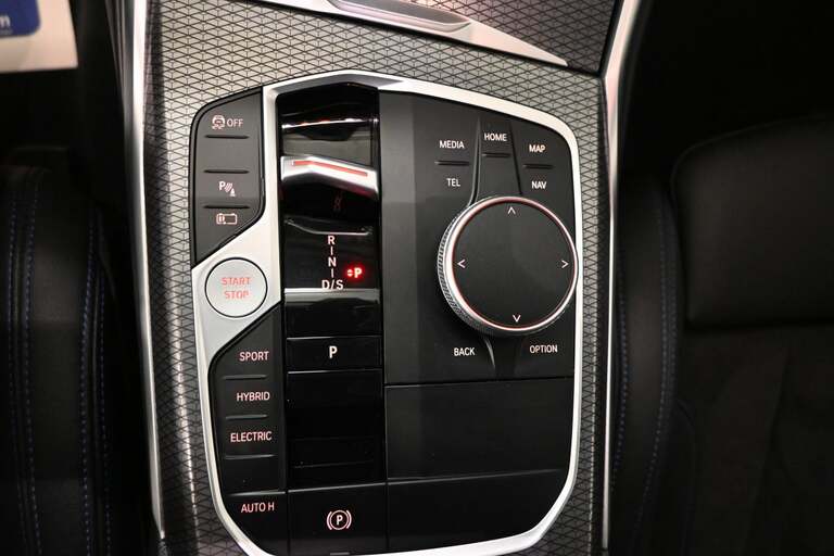 BMW 320e