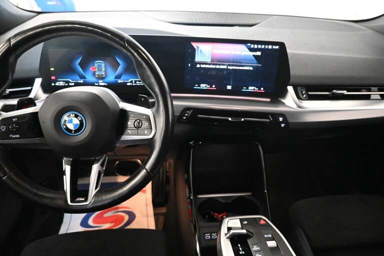 BMW 225e