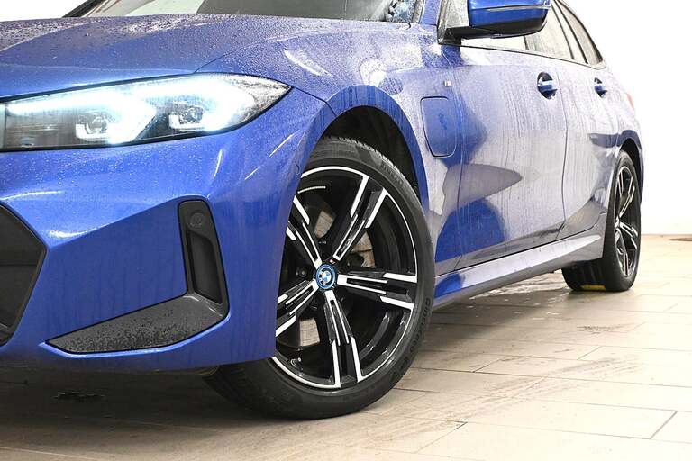 BMW 320e