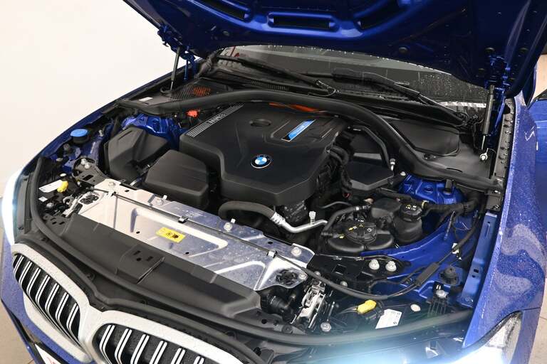 BMW 320e