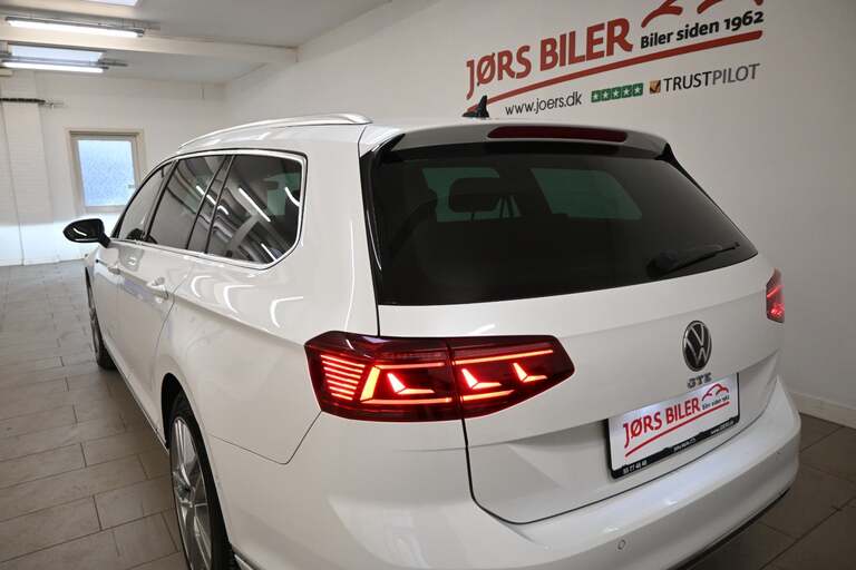 VW Passat