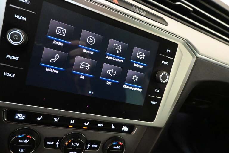 VW Passat