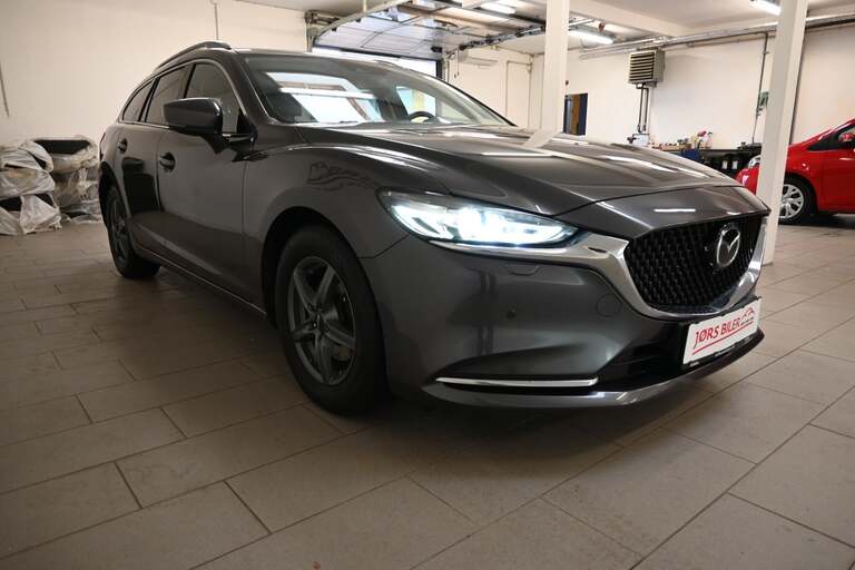 Mazda 6